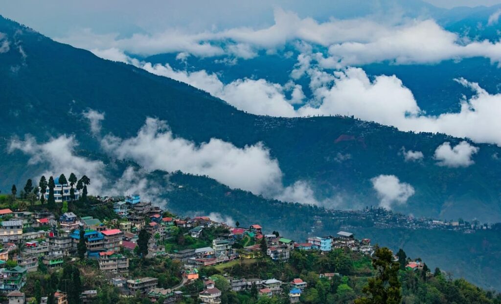 BEST OFFBEAT PLACES NEAR DARJEELING WITH NAME LIST AND TOUR PLAN